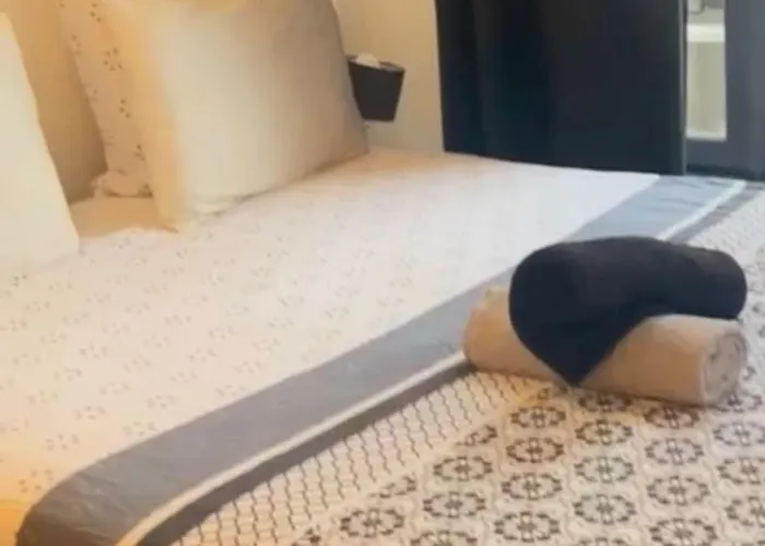 Studio Entier 1 Piece Et Salle De Bain