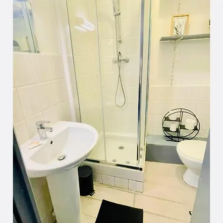 Studio Entier 1 Piece Et Salle De Bain Lille Exterior photo