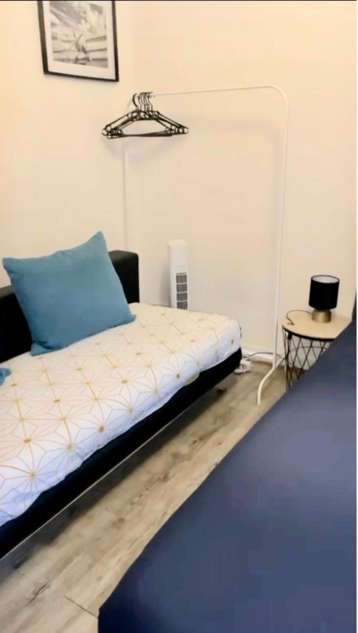 Entier 1 Piece Et Salle De Bain Apartamento Lila